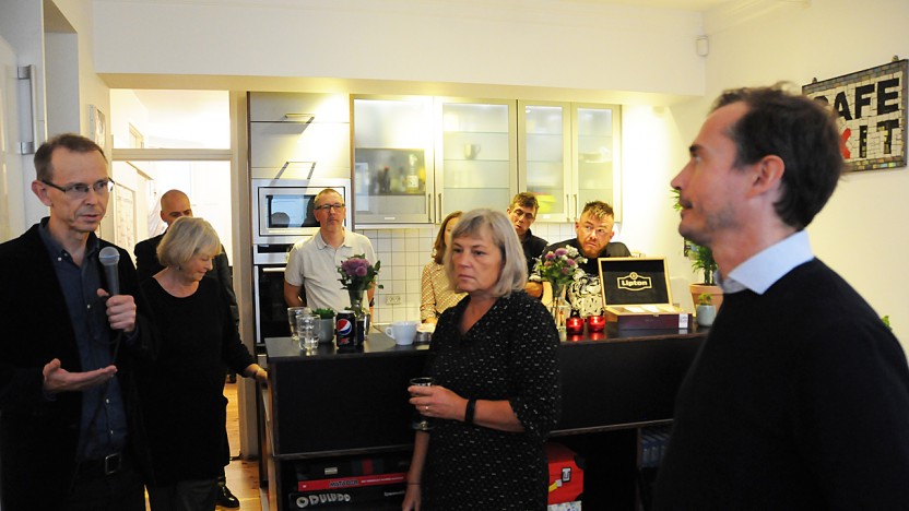 Mange var med til at byde Peter Dexters velkommen som Café Exits nye organisationschef
